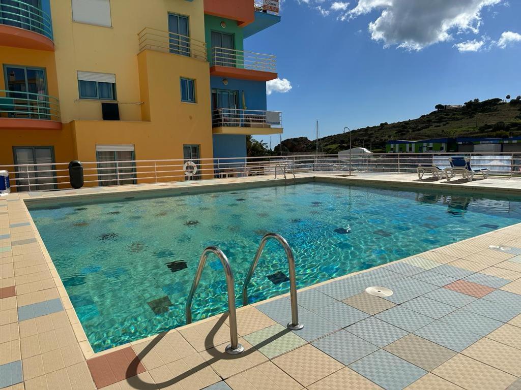 דירות Marina De Albufeira T1 Ate 2 Pax Ou T2 Ate 6 Pax Com Piscina E Vista Marina מראה חיצוני תמונה